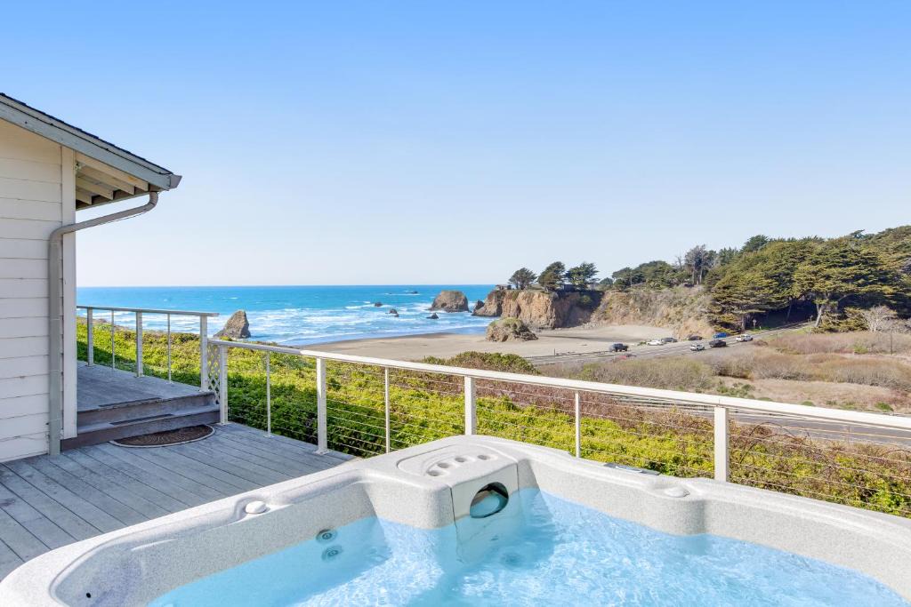 Fort Bragg House | Shell Seeker