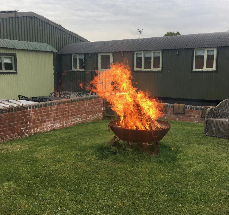 Alcester House | Shepherds View at Oaks Barn Farm Alcester with optional paid for Hot tub