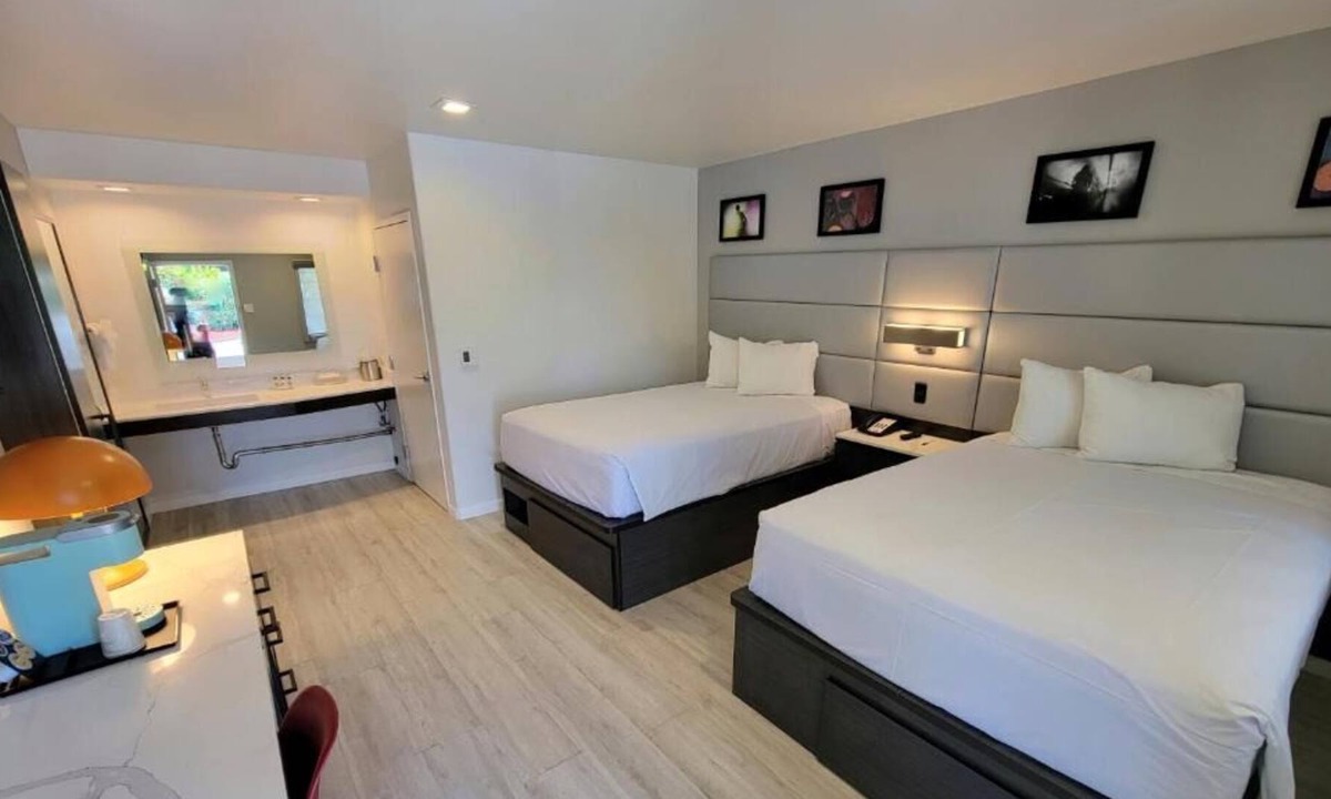 Newhall House | Shopping Spree at Westfield Valley Fair Shopping Mall and Santana Row! Parking