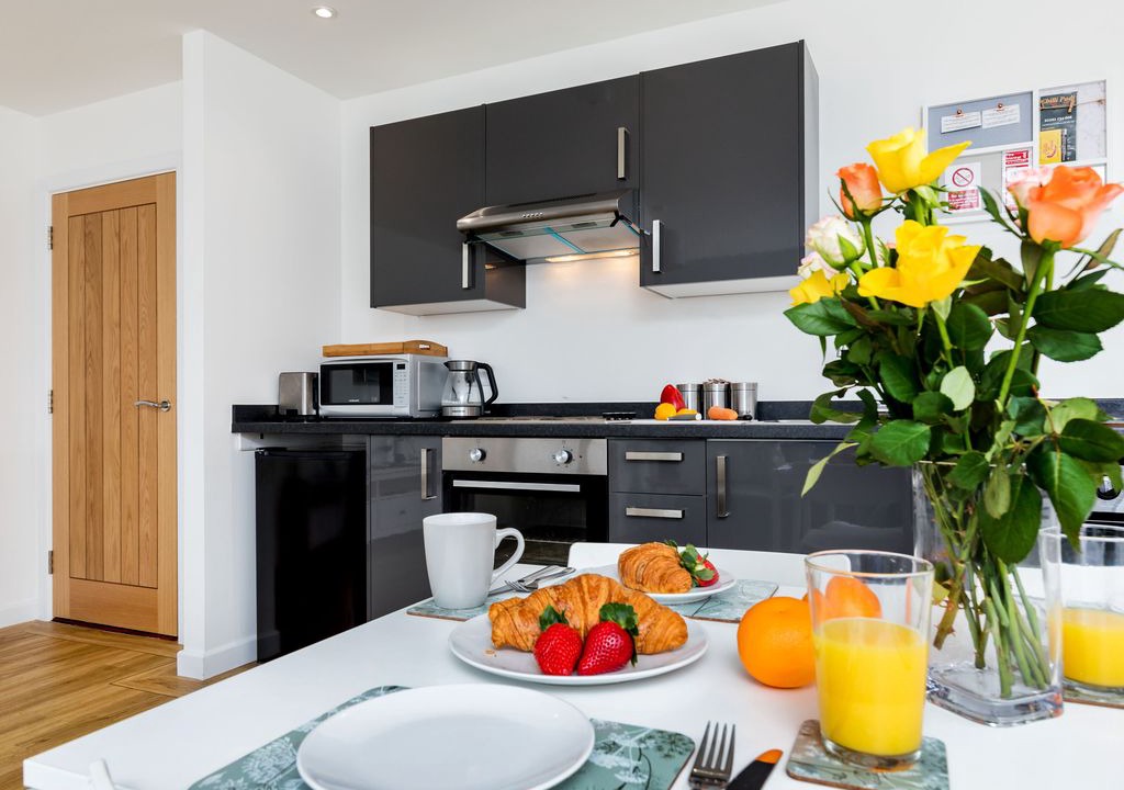 Portsmouth City Centre Apartment | Short Stay Accommodation - City Centre Portsmouth