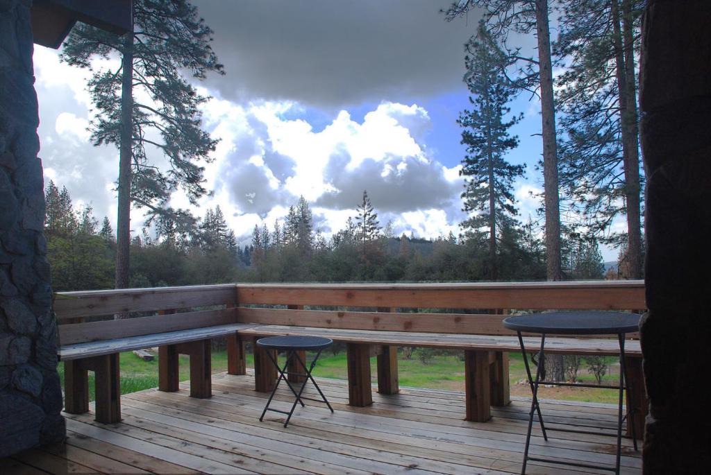 Mariposa Bed & Breakfast | Sierra Trails Inn