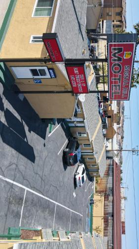 Eastside Hotel | SIGNAL HILL MOTEL BEACH MOTEL