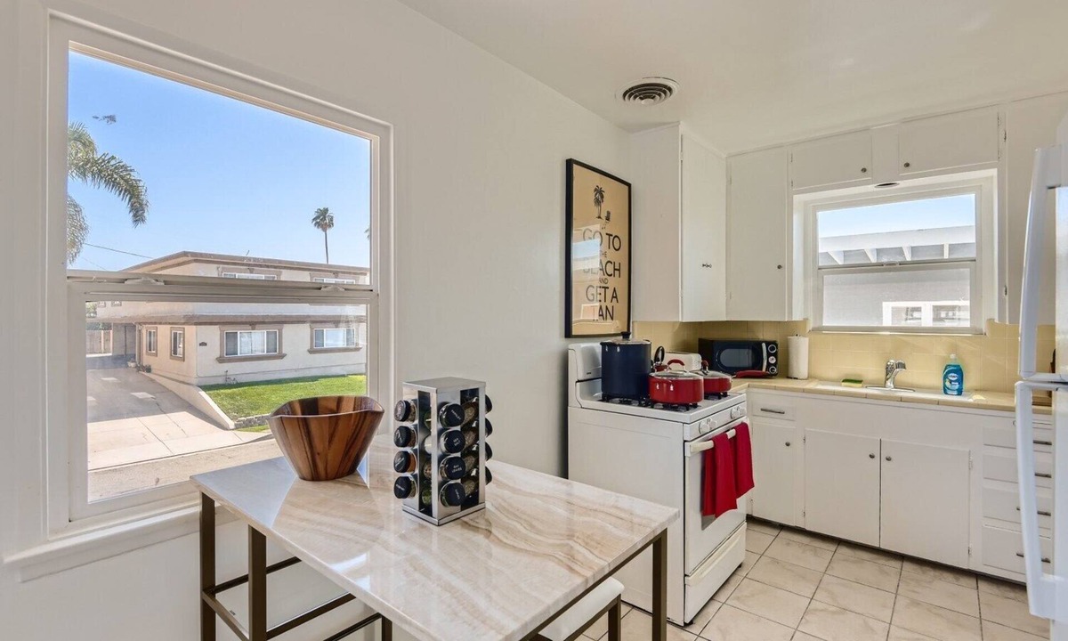 San Clemente Apartment | Signature KING 1BR In Top Beach Location (AB)