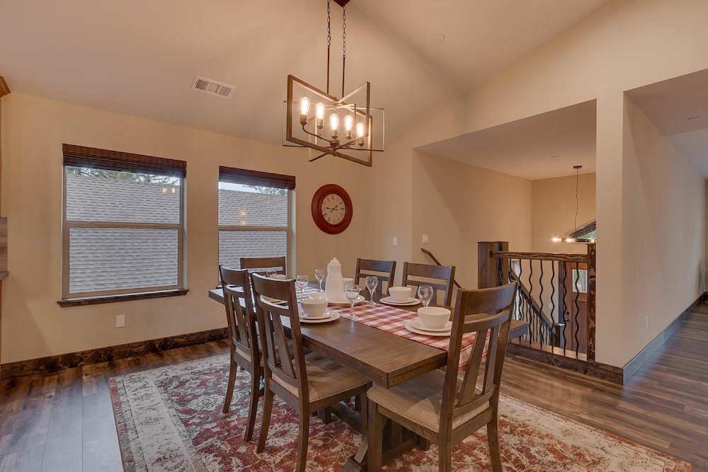Silver Pines | Y Area