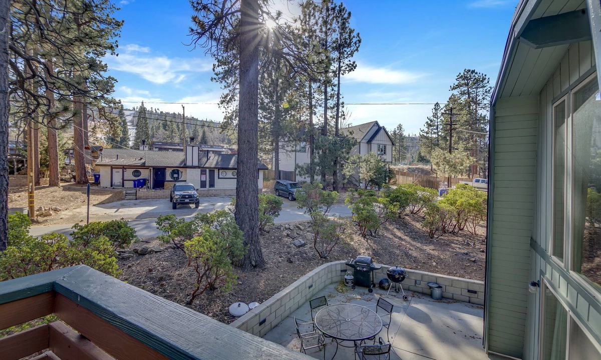 Summit Estates Cabin | *Ski/Bike Park Retreat*Switzerland Ski Chalet*Foosball*