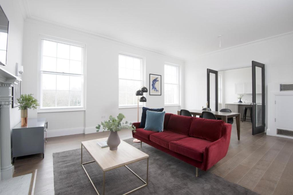 Holborn Apartment | Sonder — Lincoln's Inn Field
