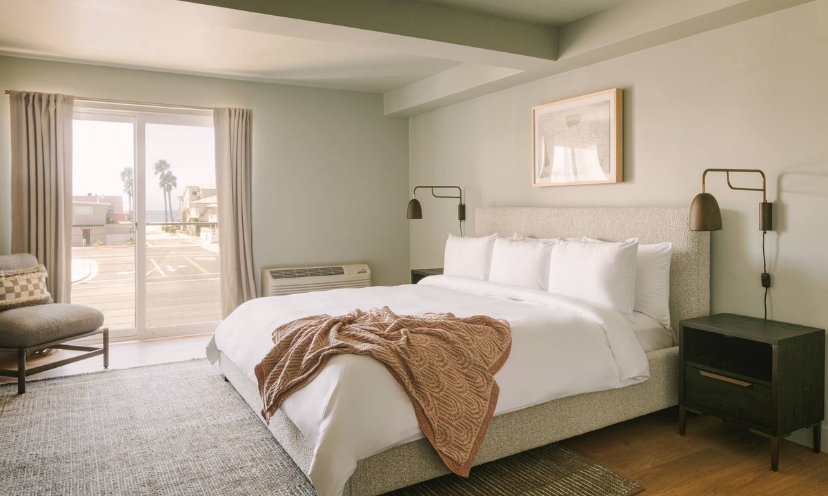 Sonder Solarena | Newport Shores