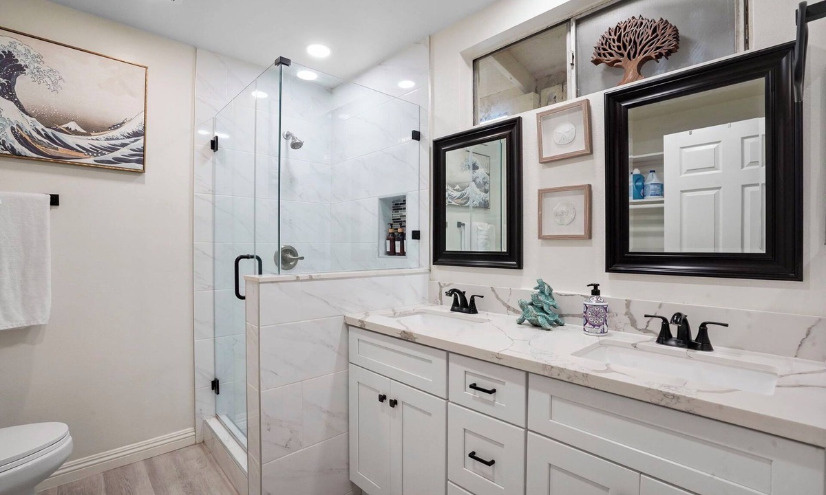 Cypress Apartment | Spacious 3 bedroom/5 beds near Disneyland/Central OC: 15 minute drive to Disney