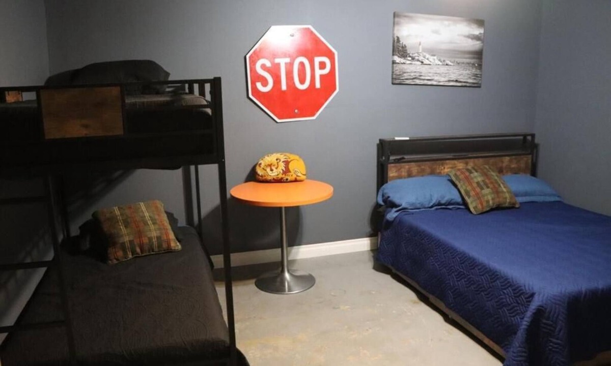 San Jacinto Apartment | Spacious 3-Bedroom Retreat in San Jacinto; Sleeps 8, AC & Pet-Friendly