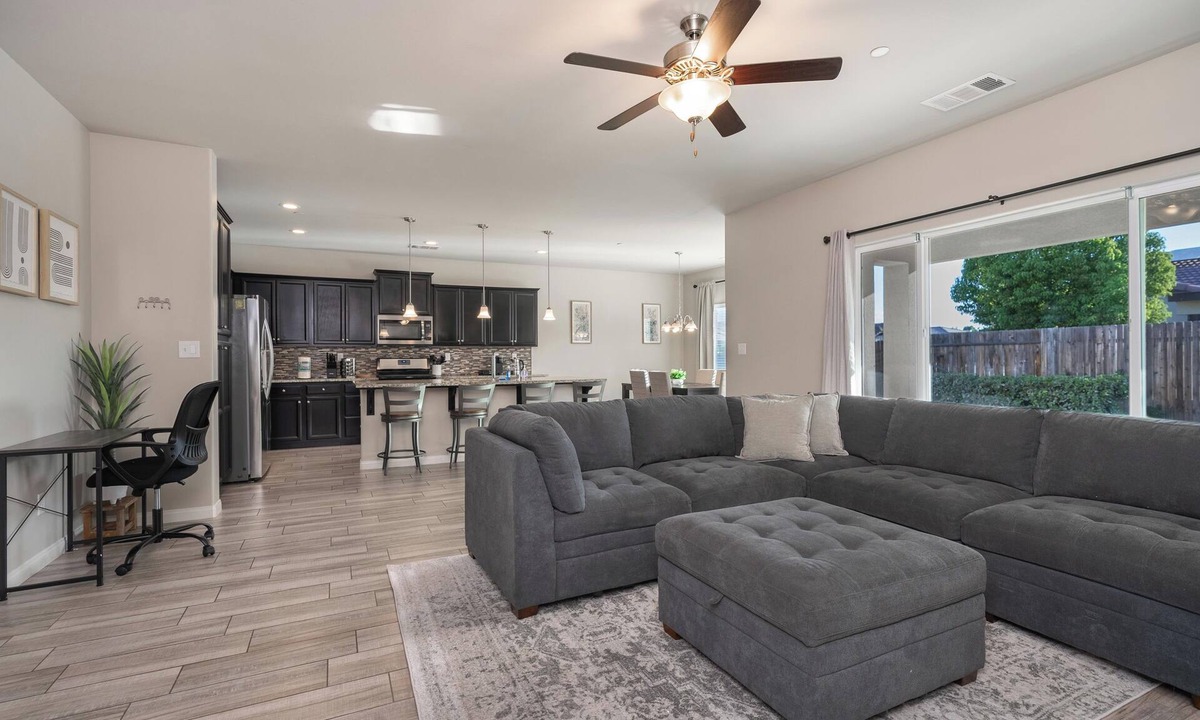 Greenacres House | Spacious 4-bedroom house in a phenomenal location