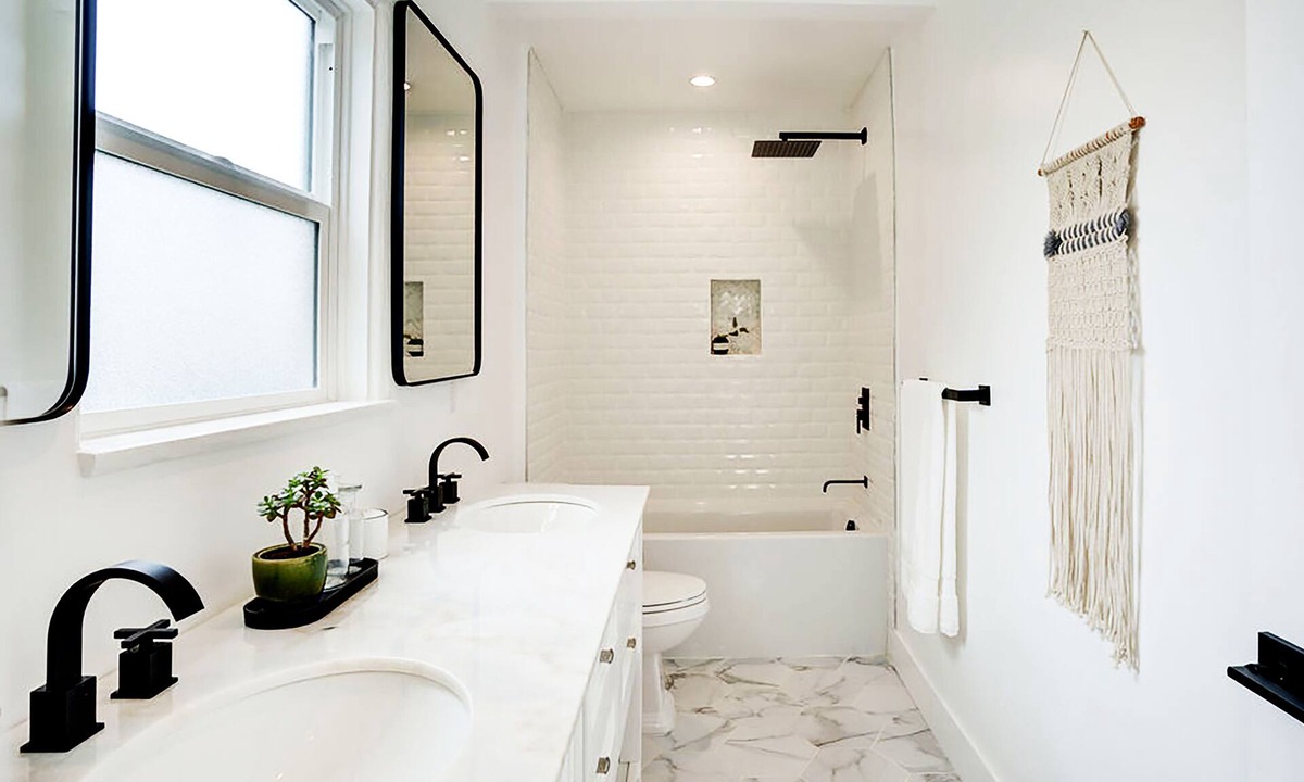 Park Mesa Heights House | Spanish style bungalow in View Heights