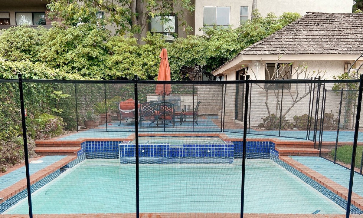 Pasadena House | Specious 7 rooms House with pool walking to Caltech