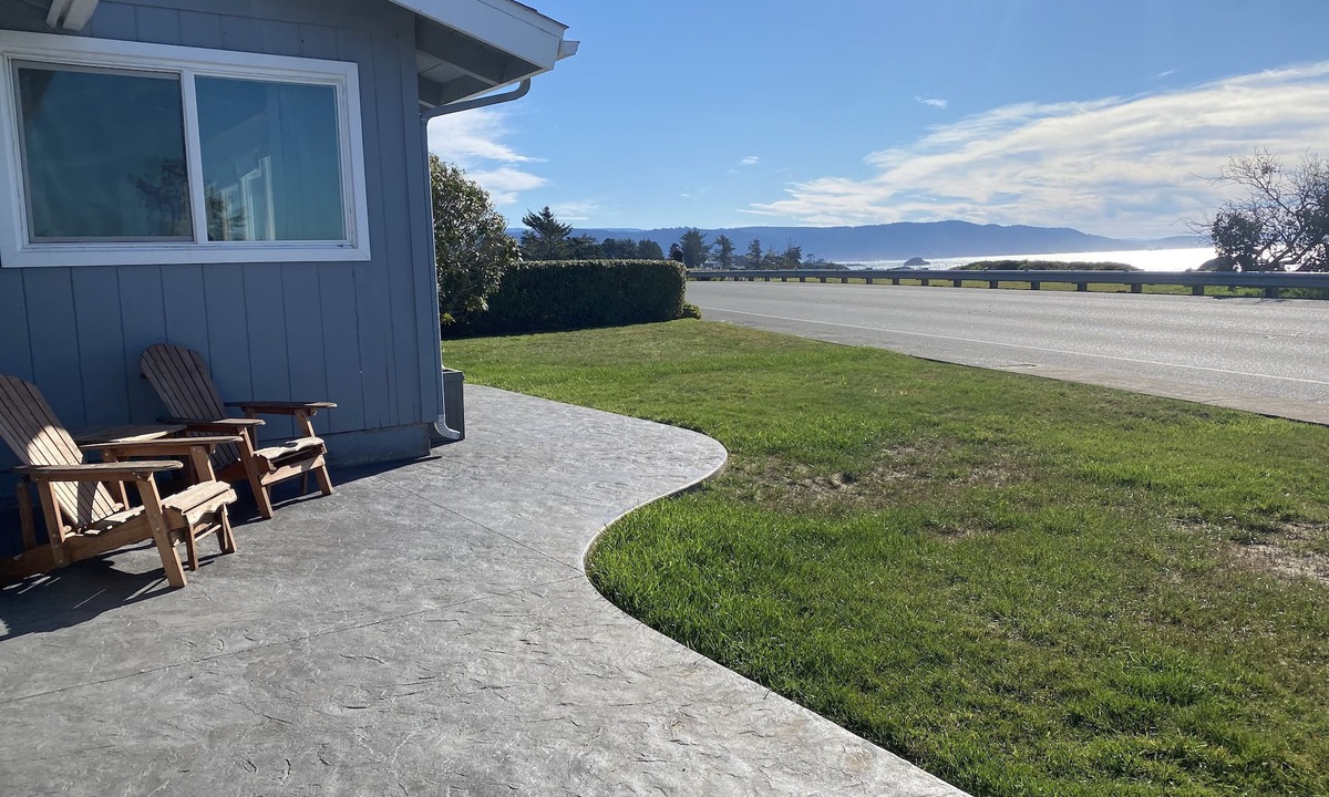 Crescent City North House | Spectacular Ocean Front Views