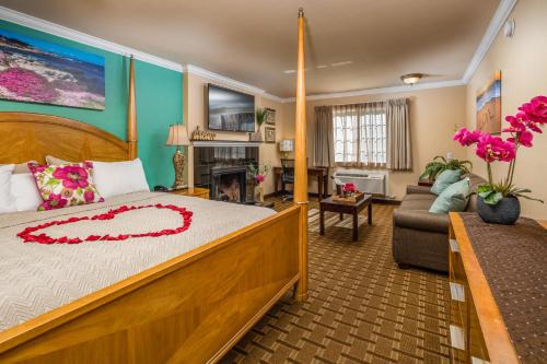 Stage Coach Lodge | Downtown Monterey
