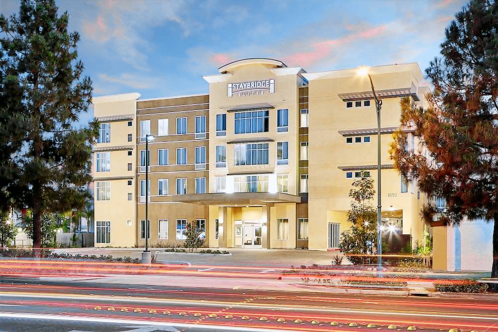 Anaheim Resort Hotel | Staybridge Suites Anaheim At The Park, an IHG Hotel