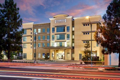 Staybridge At The Park Ihg Hotel | Anaheim Resort