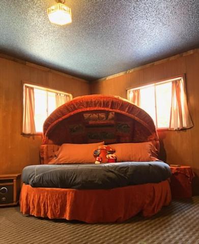 Pine Cove House | Storybook Village