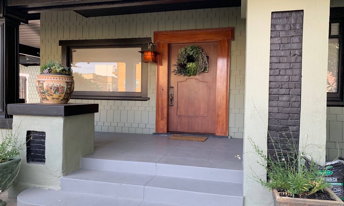 Larchmont House | Stunning Historic Family Home in Los Angeles near Korea townn