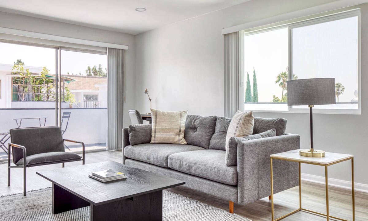 Hollywood Apartment | Stunning Hollywood 1BR w/Pool, walk to metro, restaurants, by Blueground