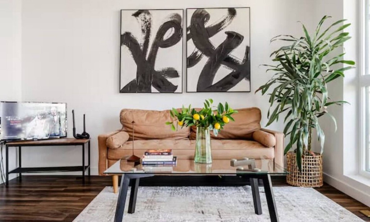 Los Angeles Apartment | Stunning in Hollywood ,free parking , gym hot jacuzzi ,Rooftop