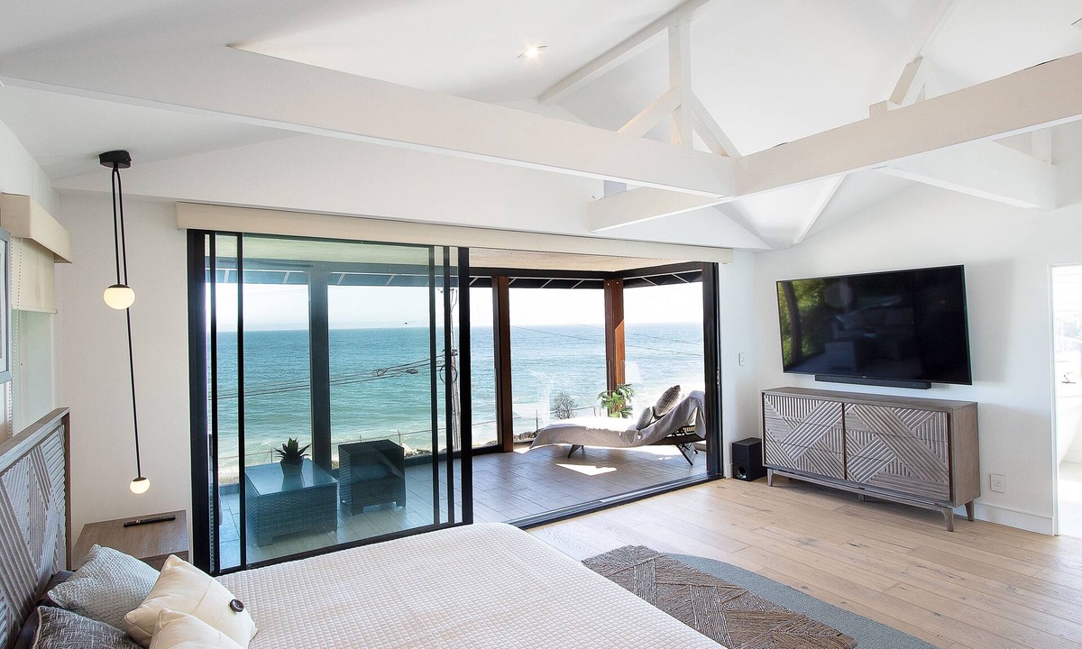 Eastern Malibu House | Stunning Ocean View Beach House W Pool & Spa