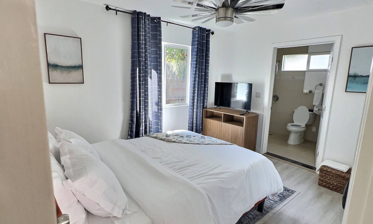 San Gabriel House | Stylish and cozy 3B/3B Home in the Heart of San Gabriel!