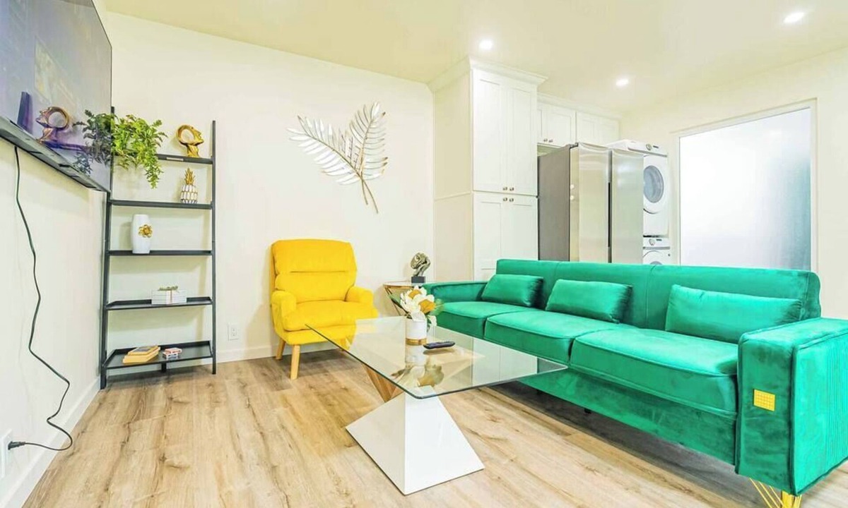 Altadena Apartment | Stylish Modern Retreat Near LA Top Attractions #5