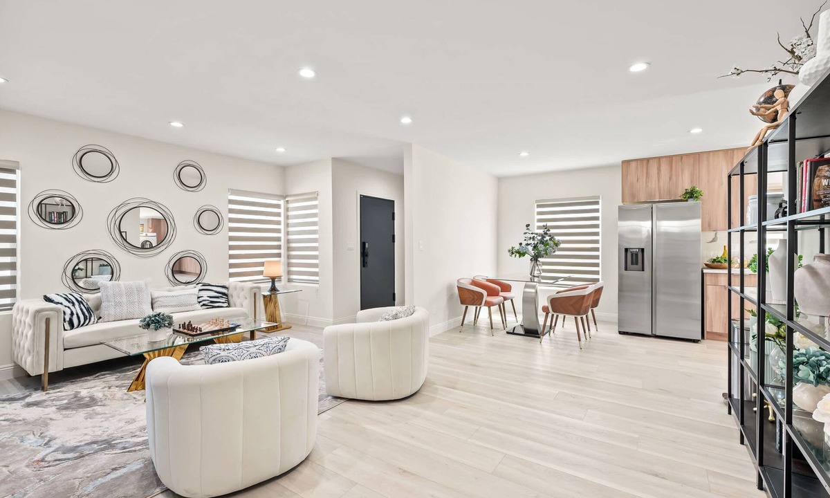 West Covina House | Stylish New Home Bright Modern Fully Stocked