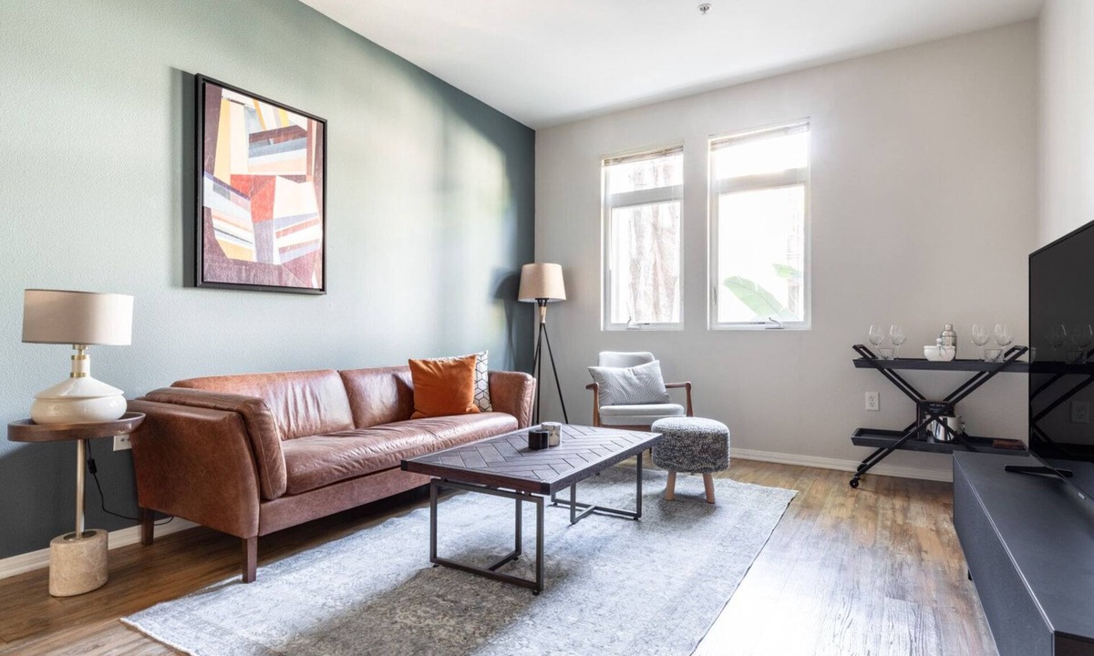 Los Angeles Apartment | Sunny Playa Del Rey 1BR w/Balcony, Pool, Gym + Sky lounge by Blueground