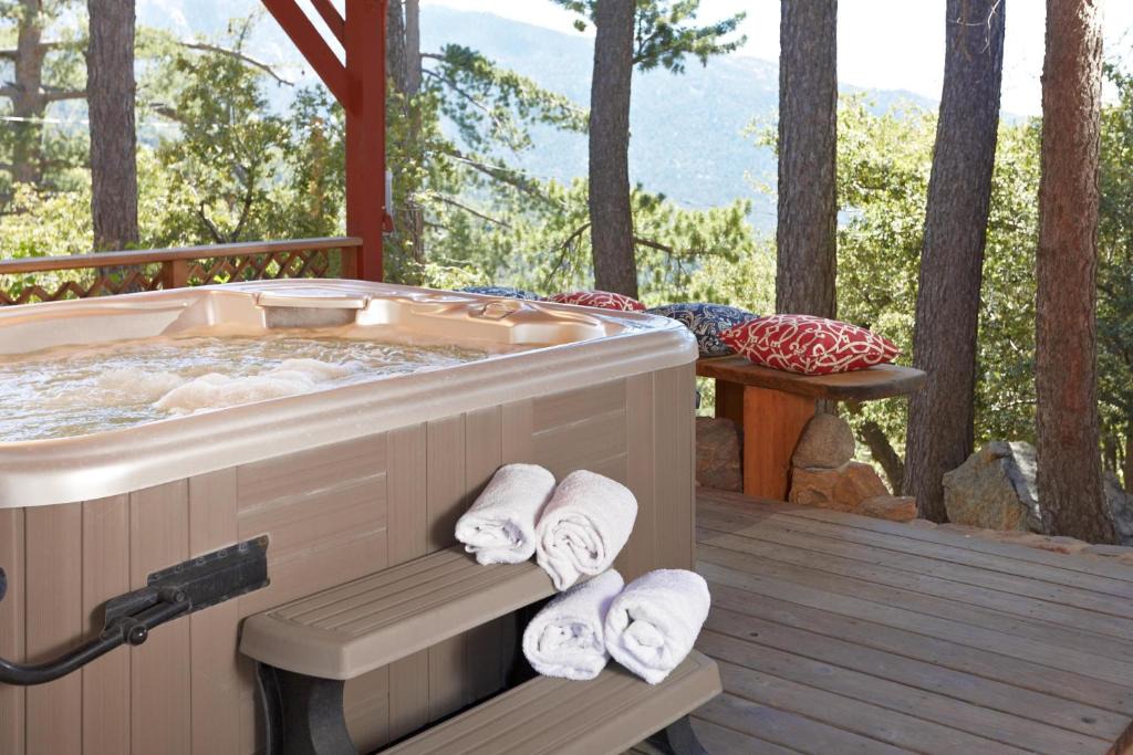 Pine Cove House | Sunset Perch