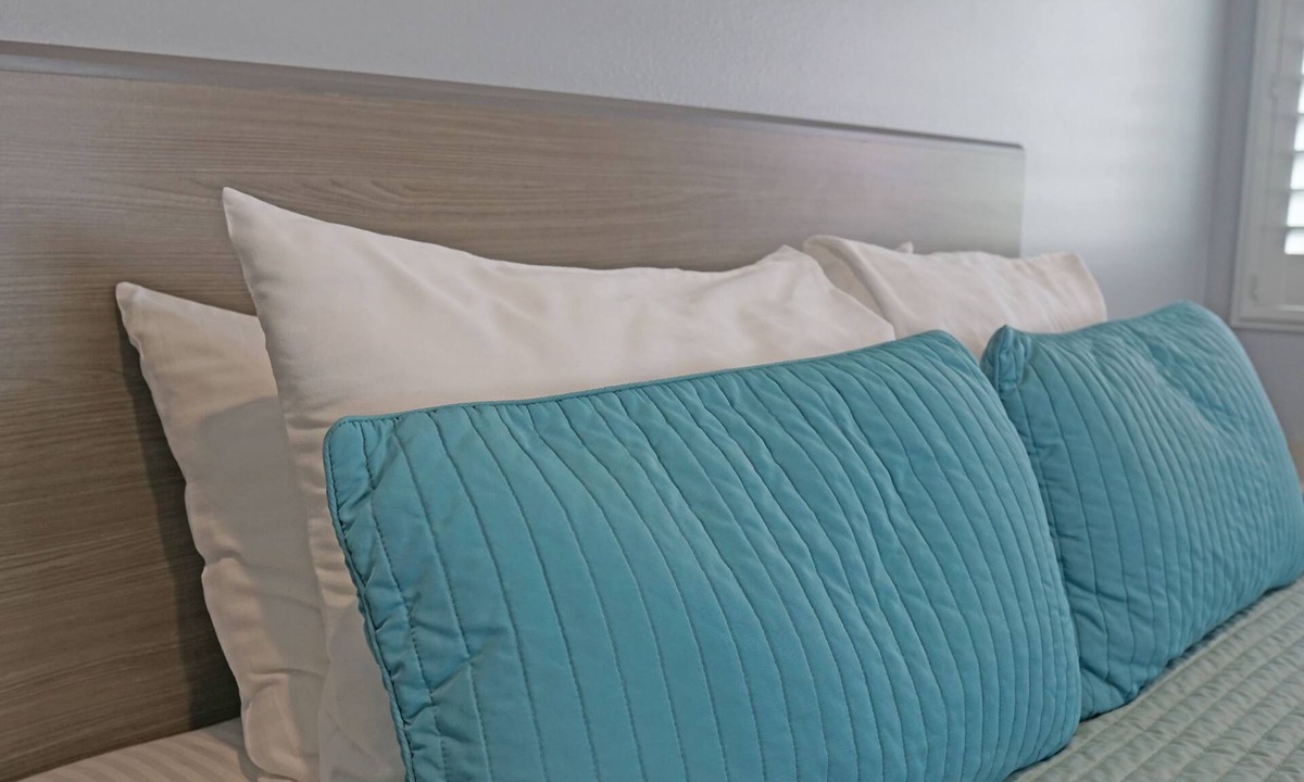 Huntington Beach Hotel | Surf City Inn - Near Seal Beach Pier