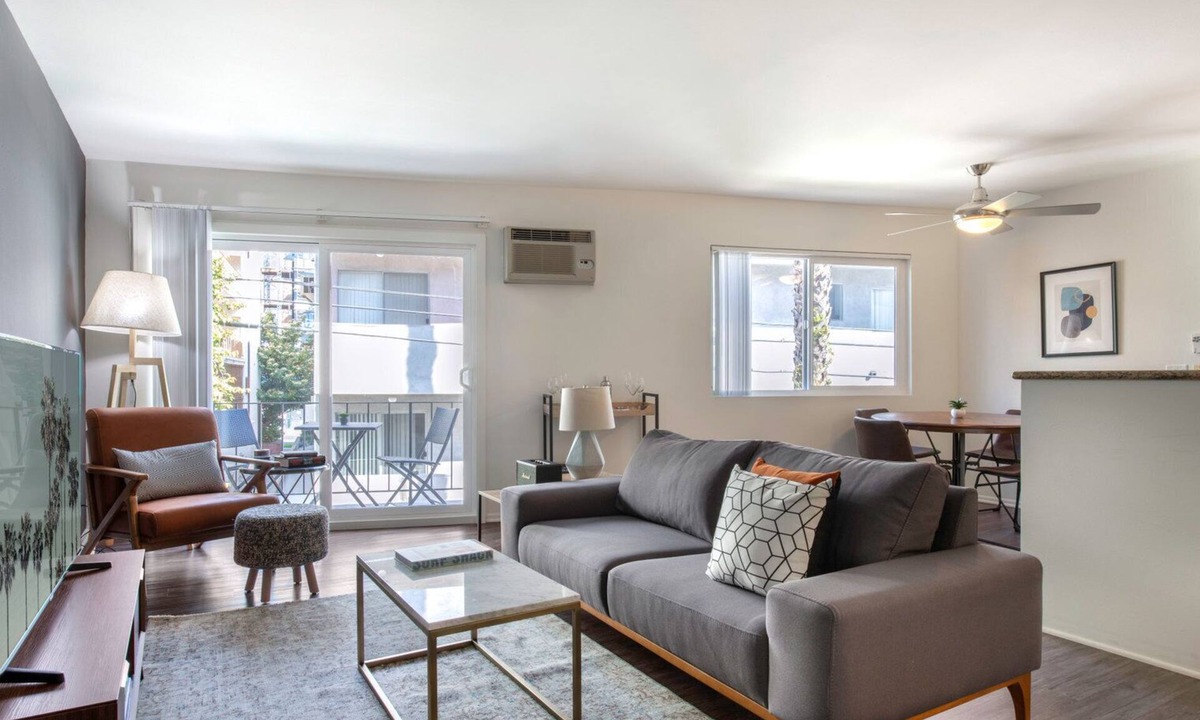 Westwood Apartment | Swanky Westwood 1BR with Rooftop, in central location by Blueground