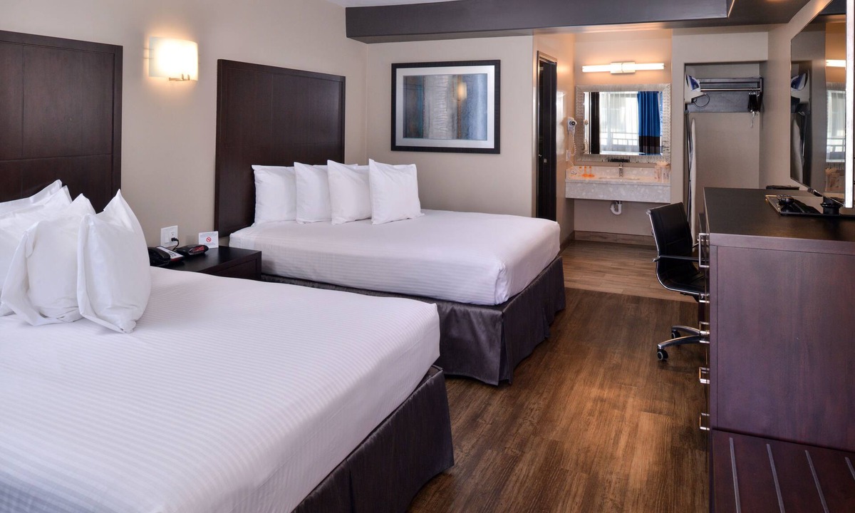 Tarzana Hotel | Tarzana Inn