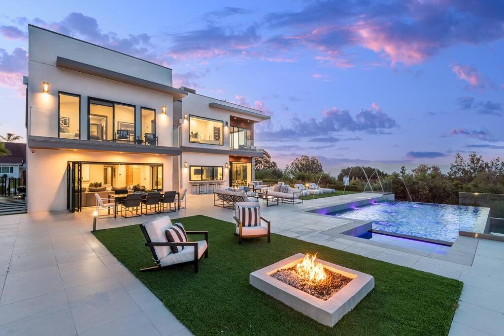 Tarzana House | Tarzana Mansion - Unparalleled Luxury and Elegance