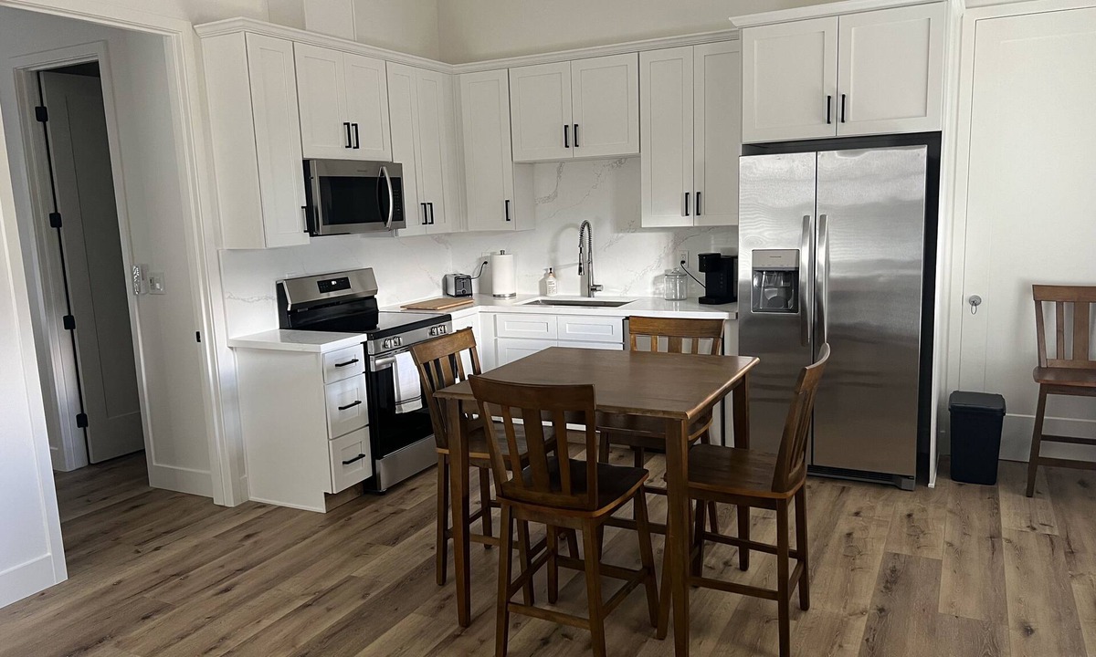 Tehachapi House | Tehachapi guesthouse A