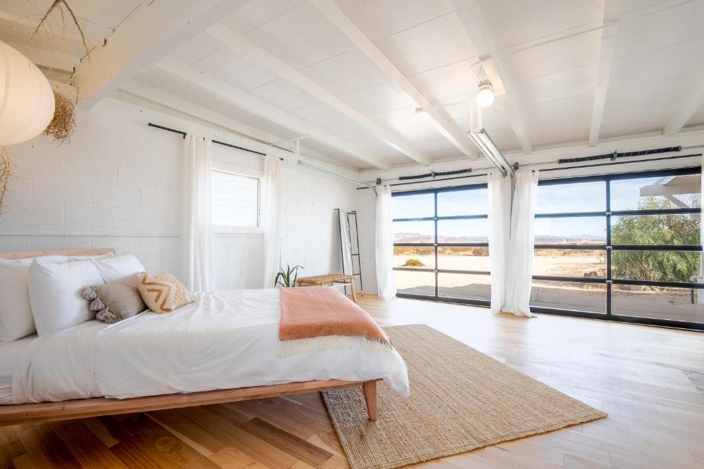 Twentynine Palms House | That Desert House - Hot Tub, Privacy & Desert Views! home