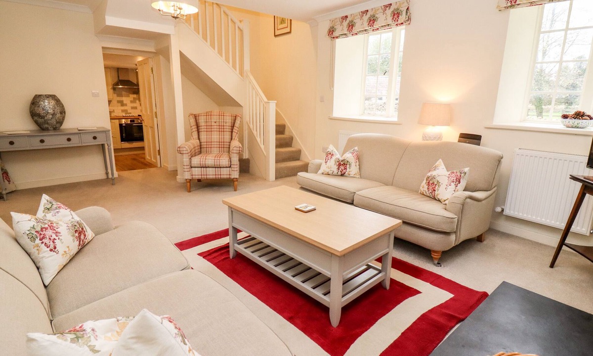 South Cerney Cottage | The Clock Tower
