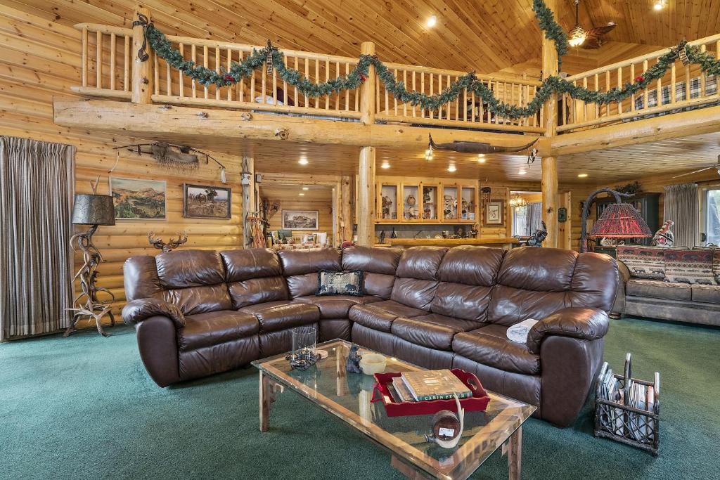 Fox Farm House | The Hideaway