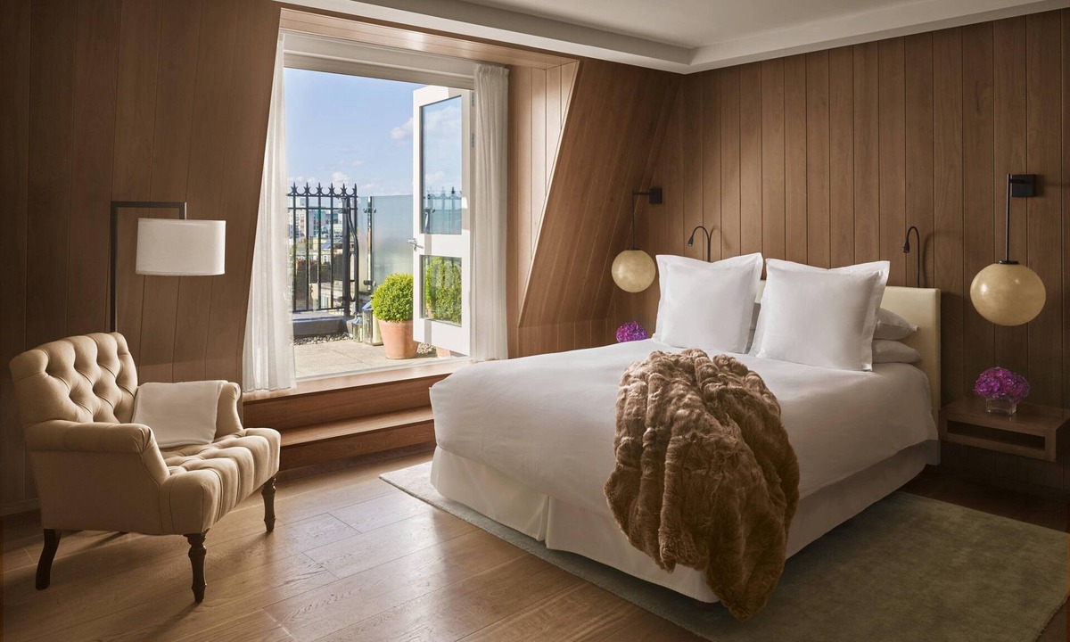 Fitzrovia Hotel | The London EDITION