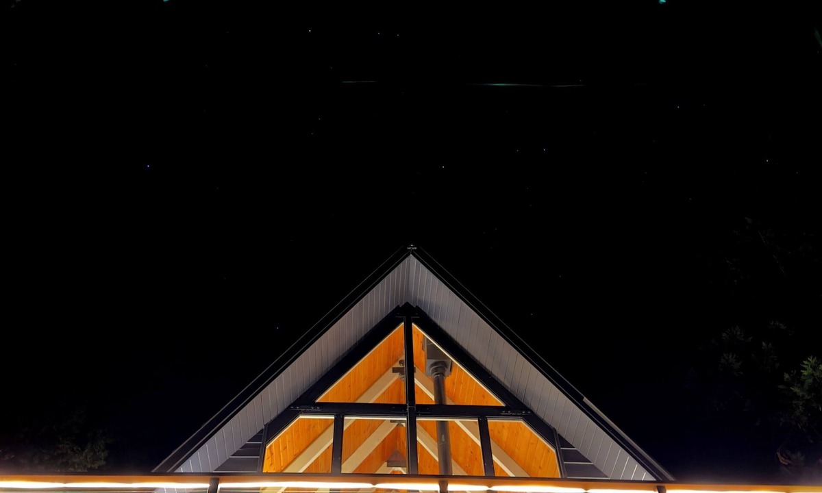 Twain Harte House | The Mid-Century A-Frame House