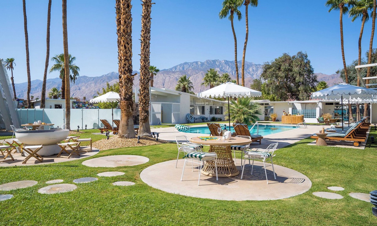 Monkey Tree Hotel | Desert Park Estates