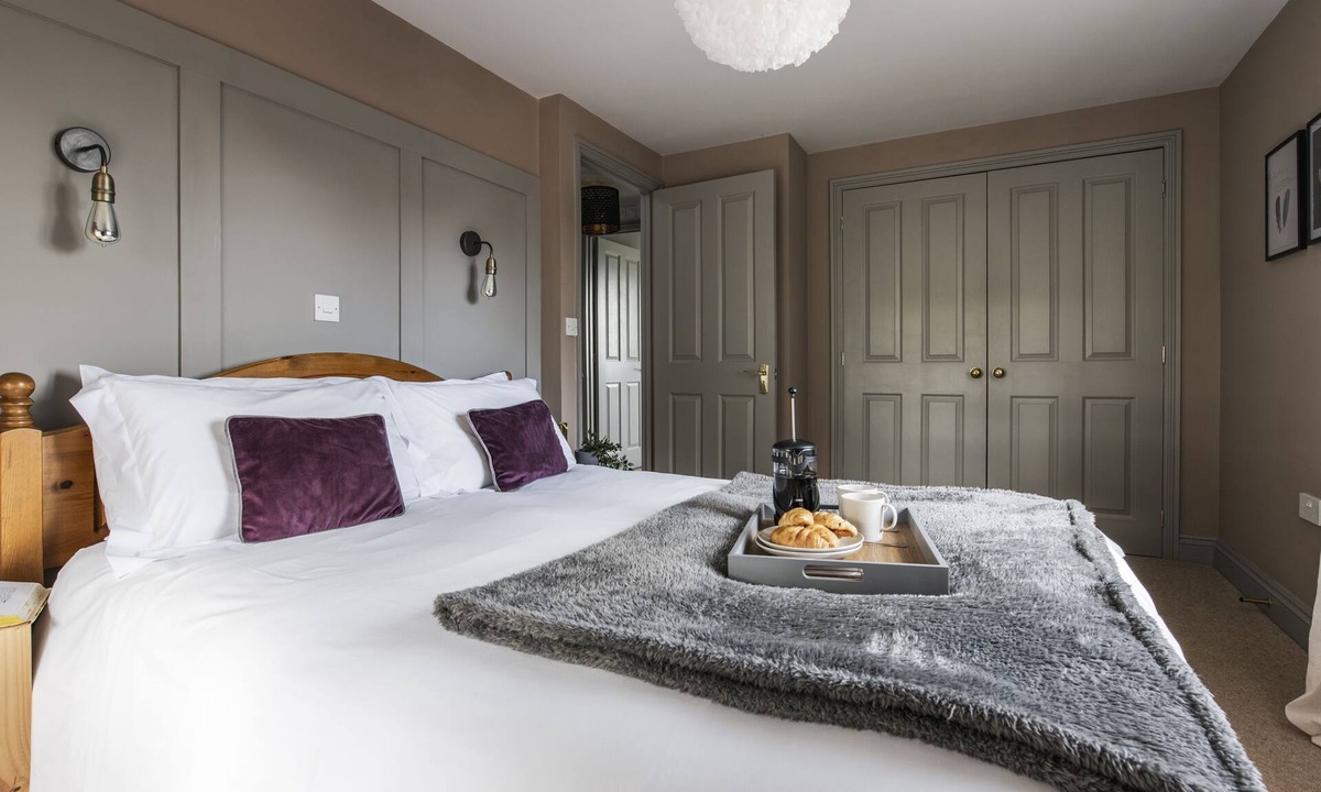 Winnard's Perch Cottage | The Nooke at Bogee Farm - sleeps 2 guests in 1 bedroom