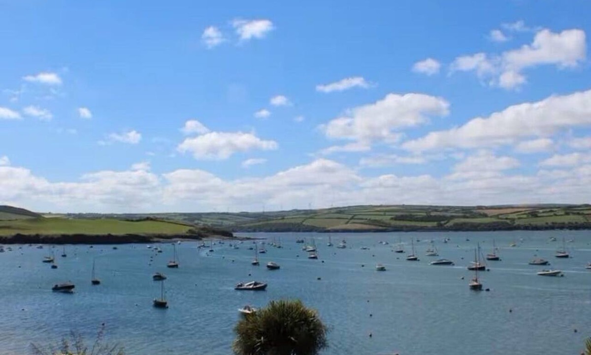 Rock House | The Old Boathouse - sleeps 12 guests (max 8 adults) in 5 bedrooms