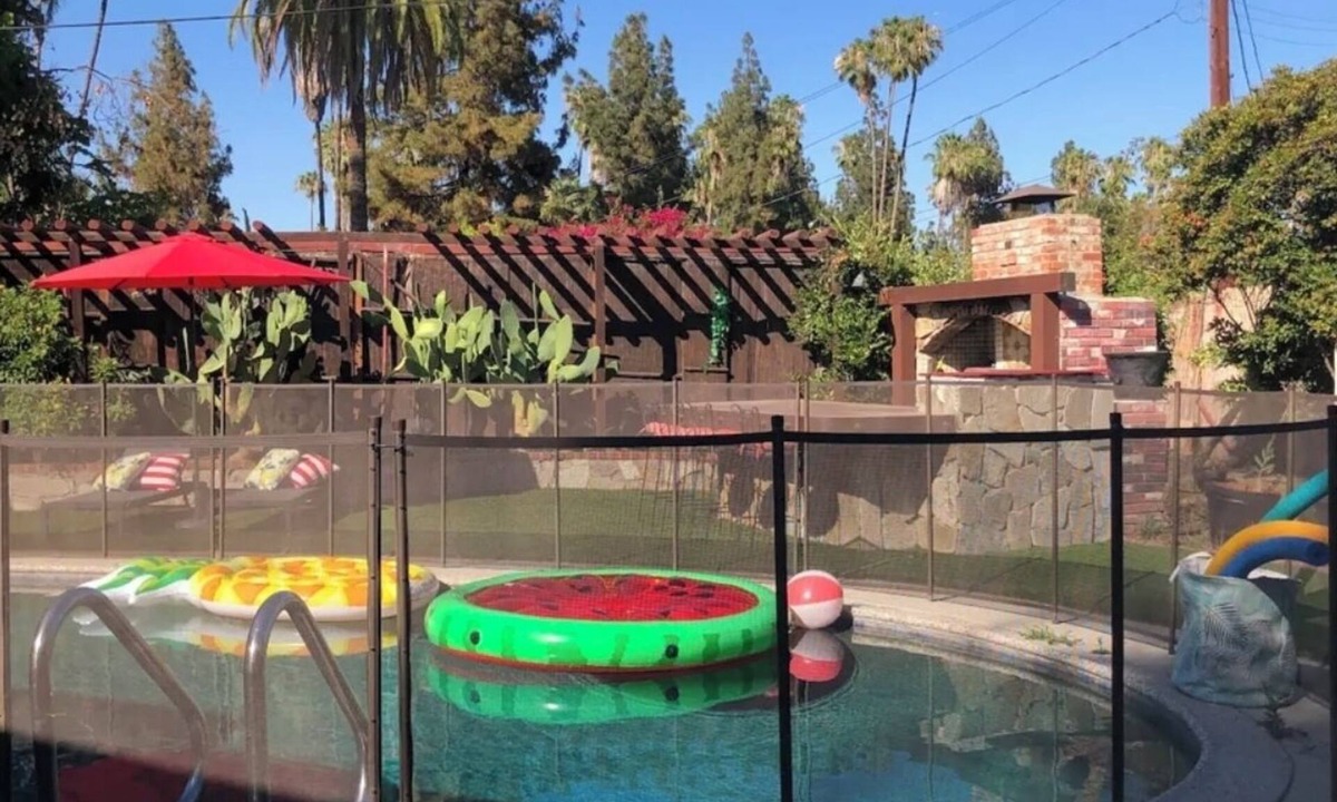 Woodland Hills House | The perfect Vacation Pool house