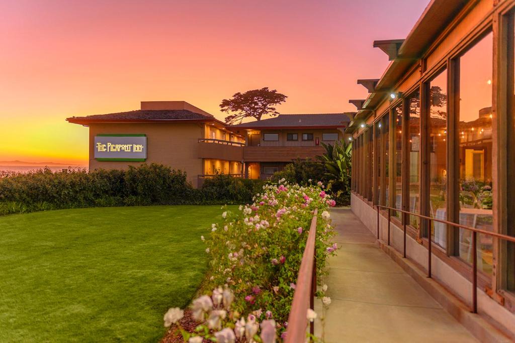 Ventura Hotel | The Pierpont Inn