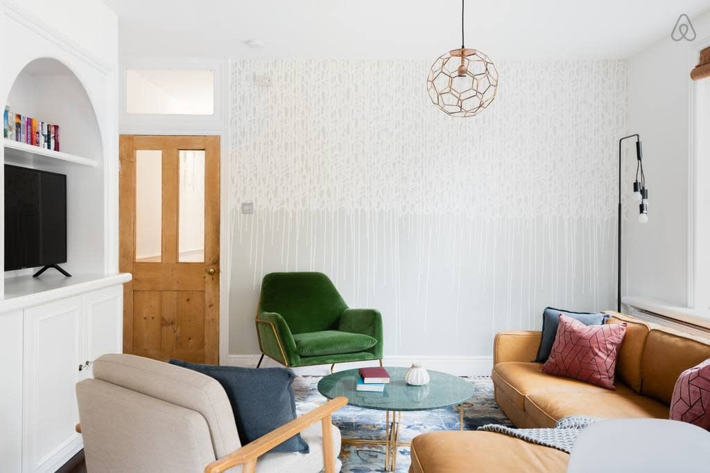 Hammersmith and Fulham Apartment | The River Thames Retreat - 3BDR Apartment in Fulham with Garden