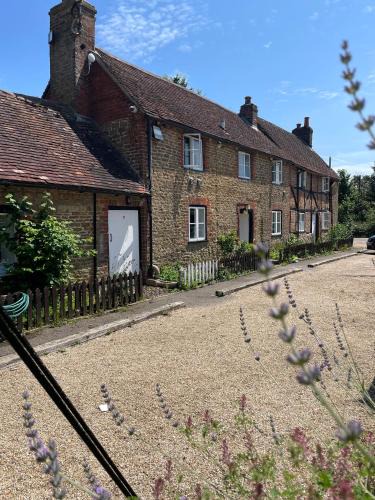 Godalming Hotel | The Squirrel Inn