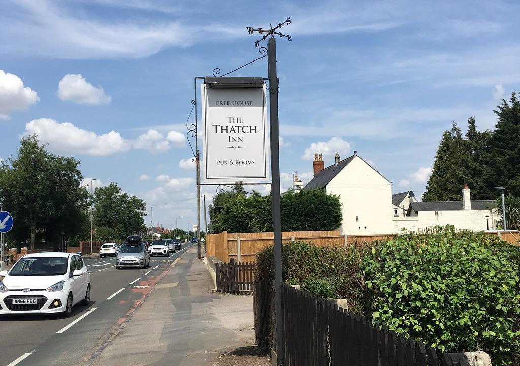 Quedgeley Hotel | The Thatch Inn
