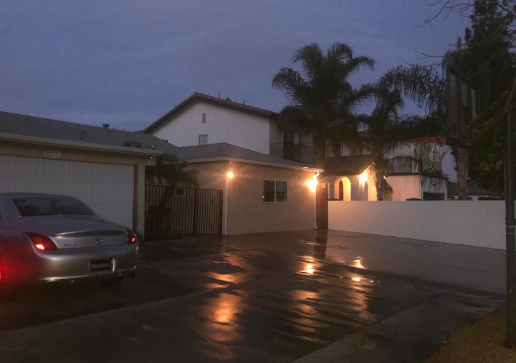 Valley Glen House | The Village