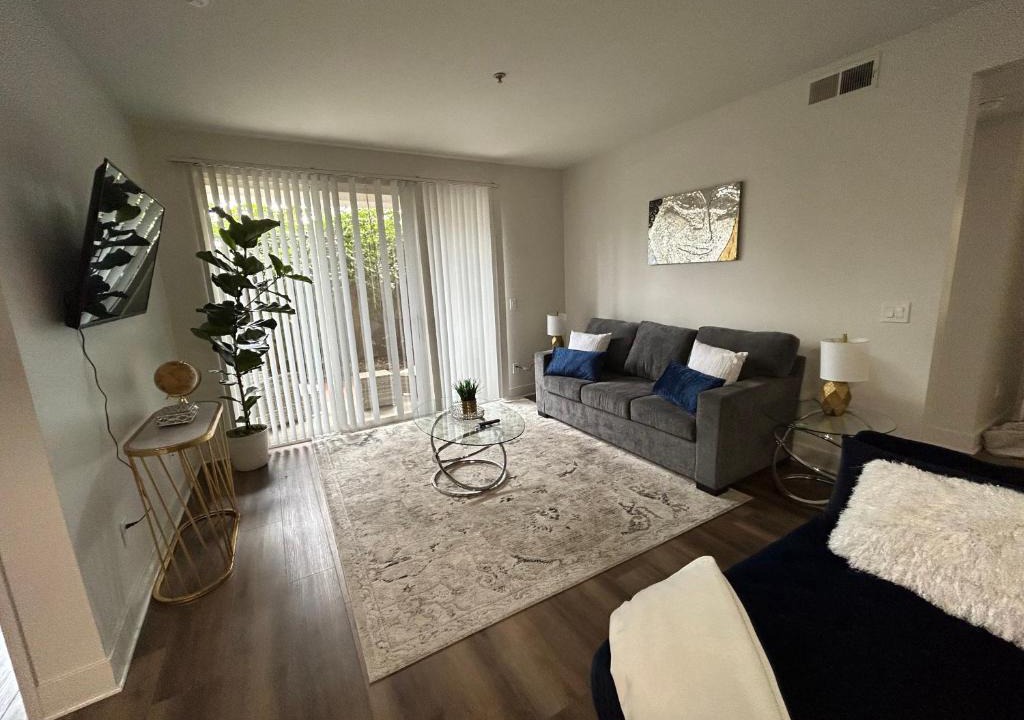 Del Rey Apartment | Tierra Marina Del Rey 2 bedroom